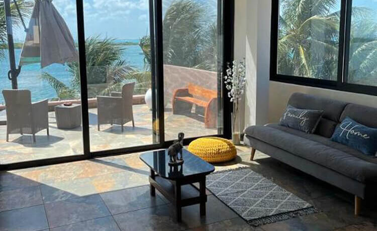 penthouse-tolok-convertible-living-room