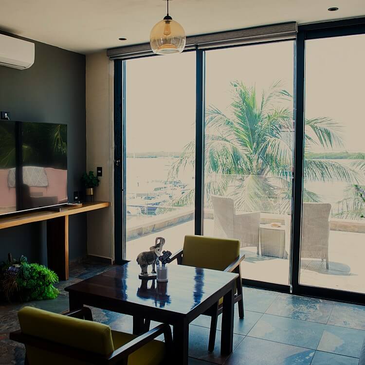 penthouse-tolok-convertible-living-room terrace