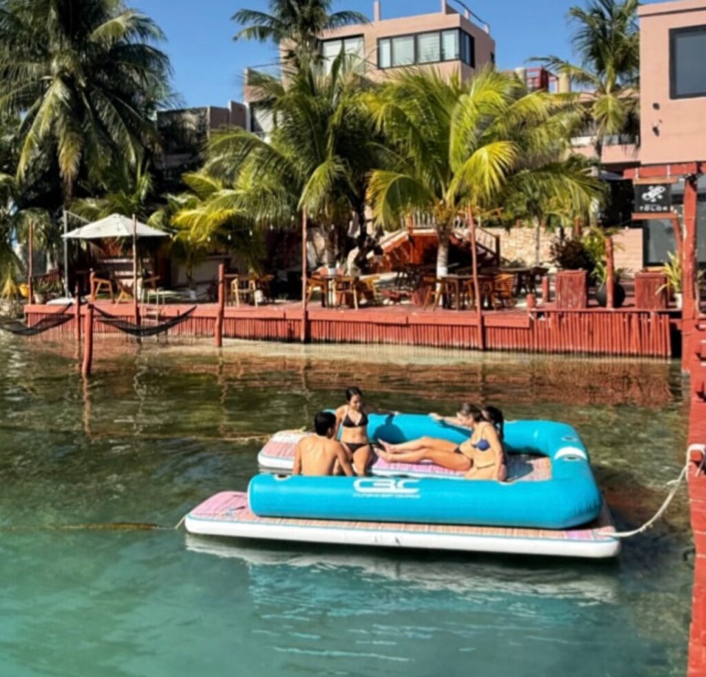 where to stay in isla mujeres