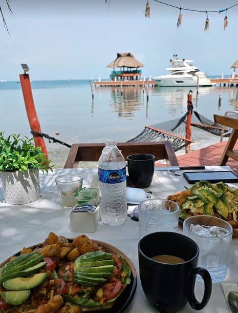 desayuno Bahia Tolok