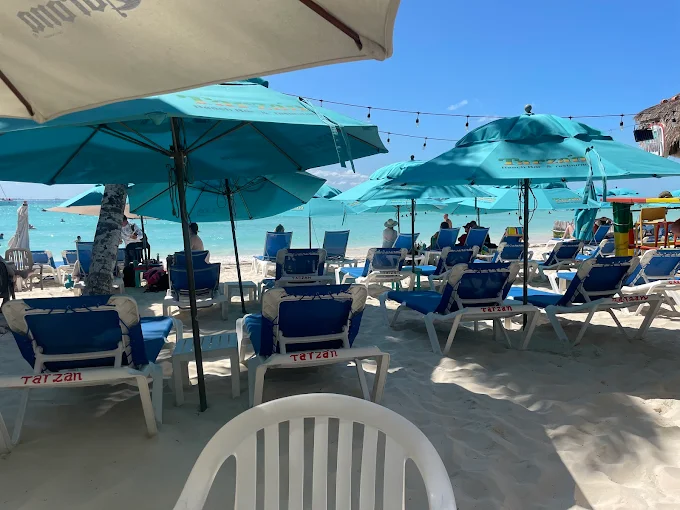 playa-norte-isla-mujeres-beach-club-club-de-playa