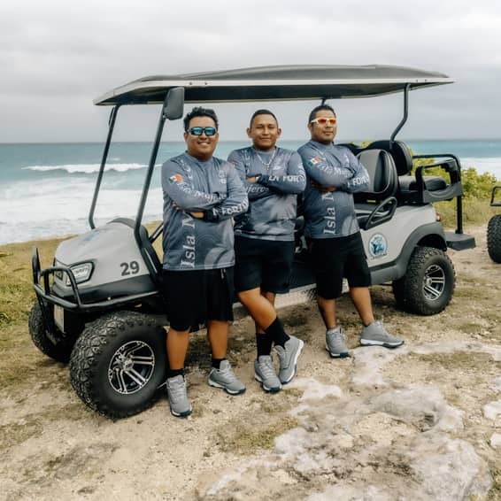 isla mujeres en carrito de golf